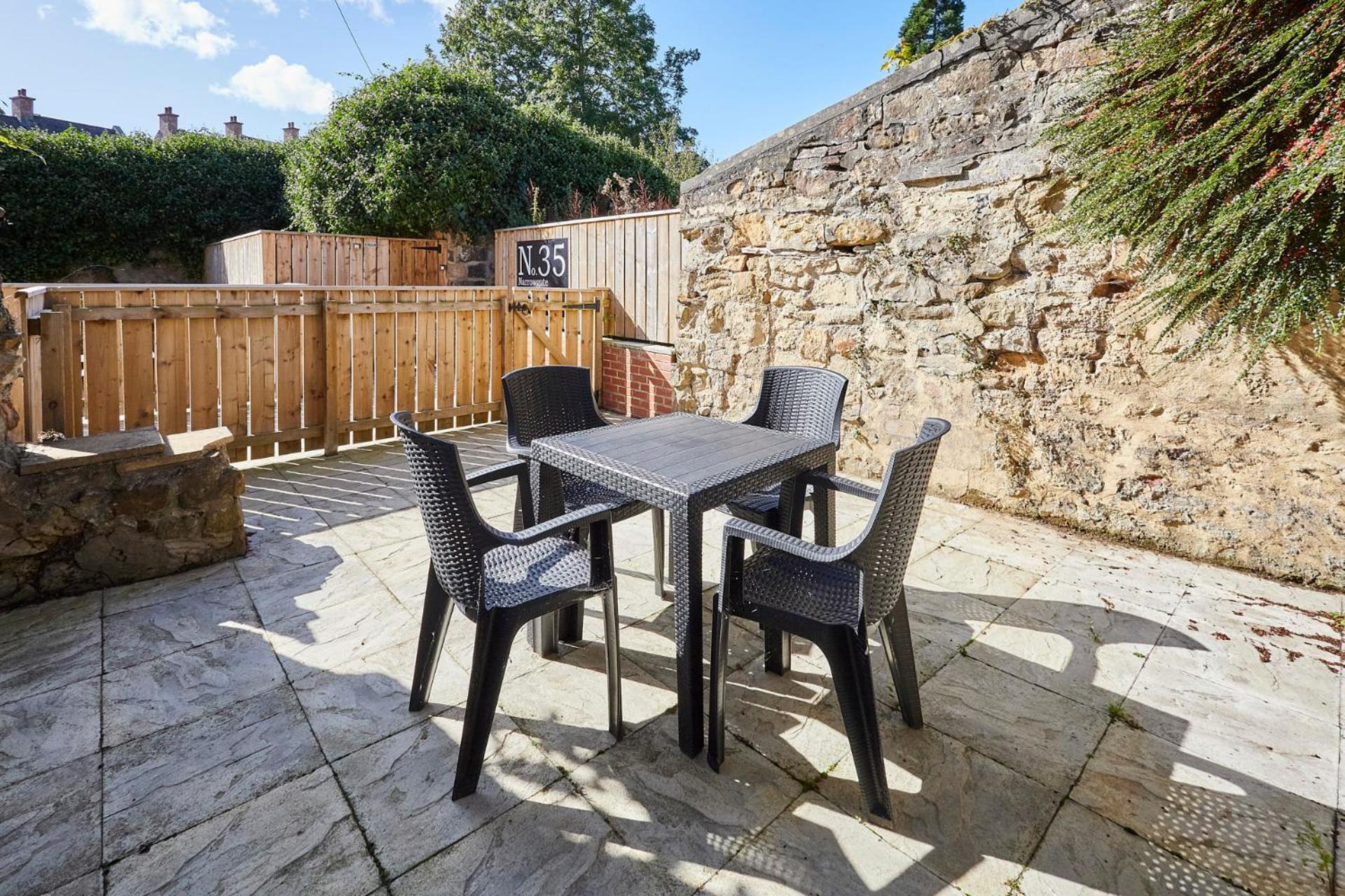 Host & Stay - Narrowgate Apartments Алнуик Стая снимка